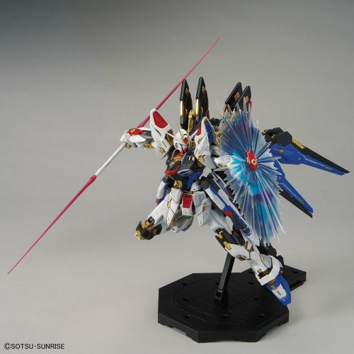 Bandai Namco 1/100 MGEX ZGMF-X20A STRIKE FREEDOM GUNDAM