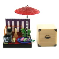 SR-64180 Wa no Takumi Tea Room Mini Furniture Trading Figure - Outdoor Backdrop - Three Color Balls-on-a-Stick (2" Scene)